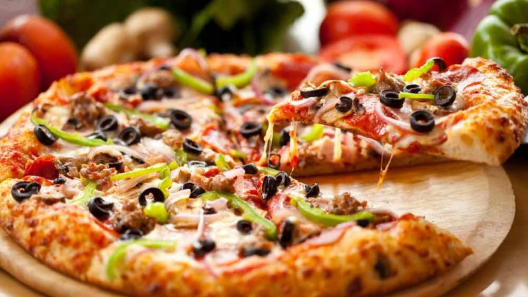 Shut Down Your Hunger Pangs With Italian Food Delivery In Singapore